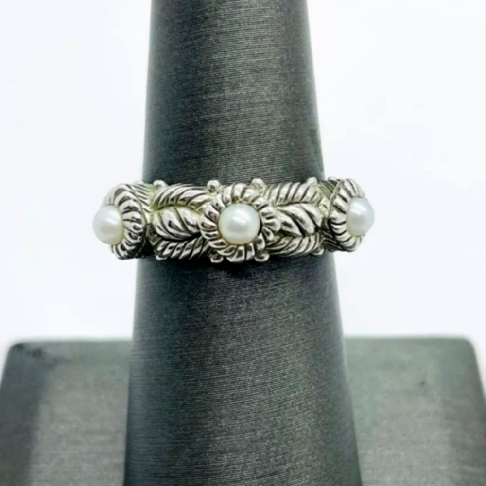 Judith Ripka Sterling Silver and Pearl Band Ring Size 8